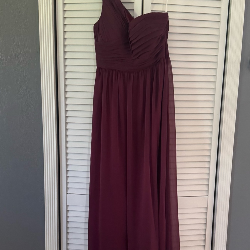 One-Shoulder Burgundy Wine Dress